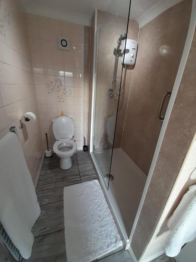 Riverside Rooms At Wheelgate House Гул Екстер'єр фото